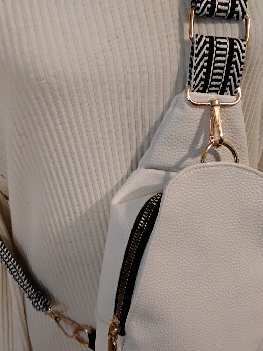 4004 White Leatherette Crossbody Sling Backpack with Patterned Strap - Picture 2 of 7